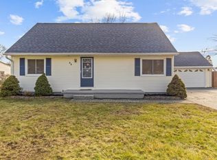 32 Laredo Dr, Rochester, NY 14624