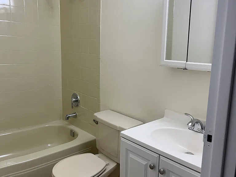 2955 Shell Rd #3K — Photo 7