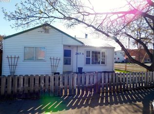 267 S 1st St, Union, OR 97883