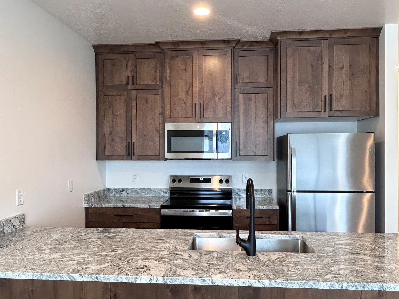 118 W 1100 N — Photo 4