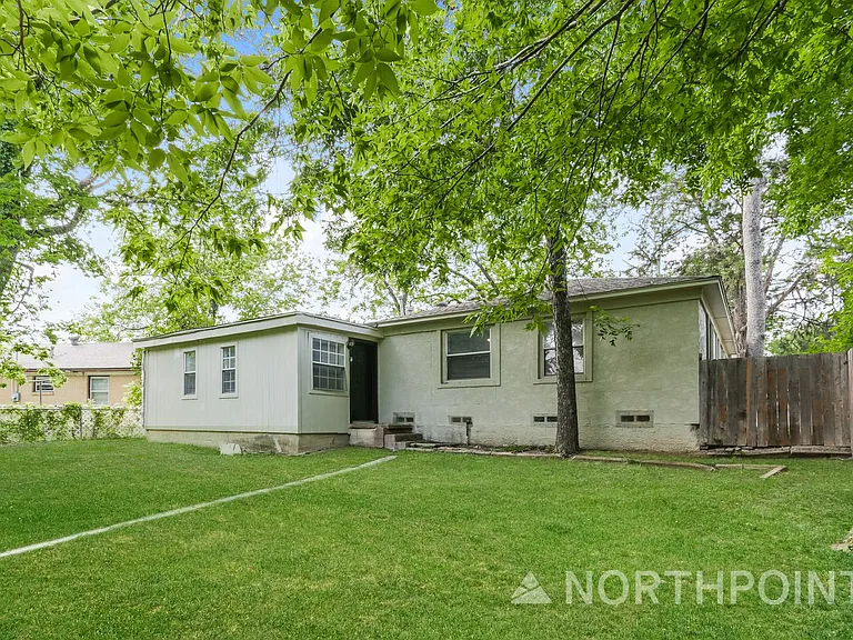5724 Rich St — Photo 15