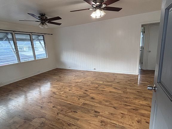 5th image of 2153 Booth Rd #A1