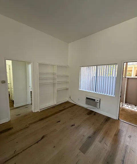10007 De Soto Ave #217 — Photo 2