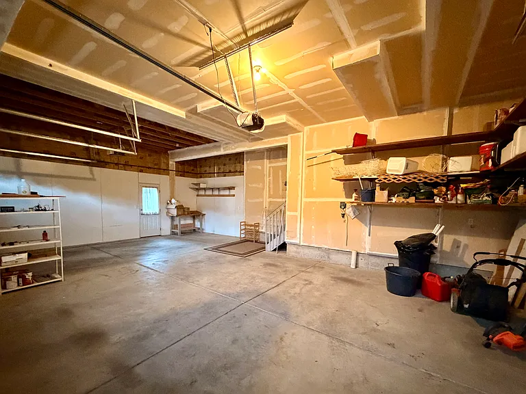 1766 Preston Dr — Photo 40