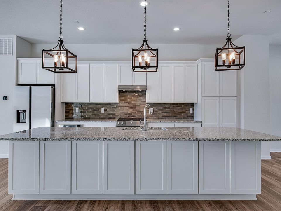 Kitchen with oversized island