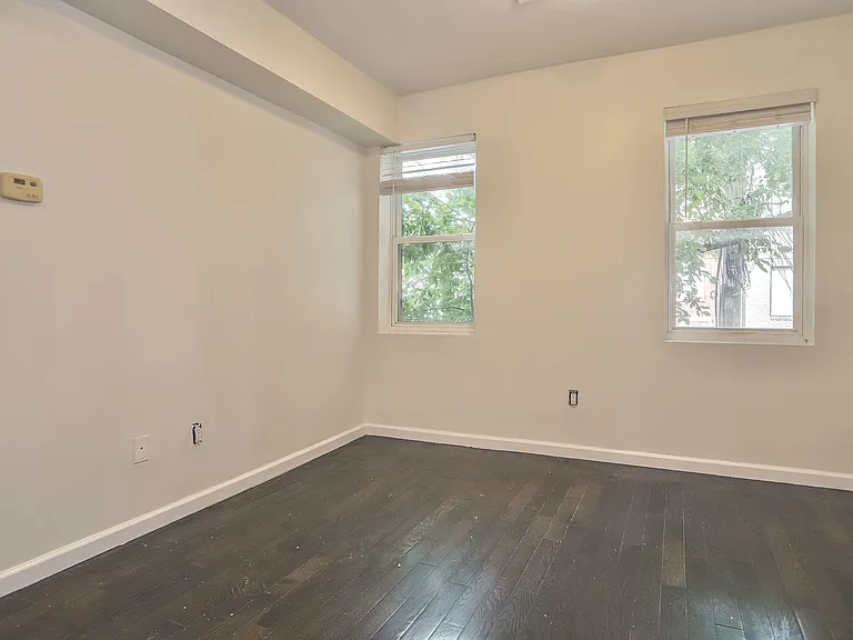60 Webster Ave #2 — Photo 7