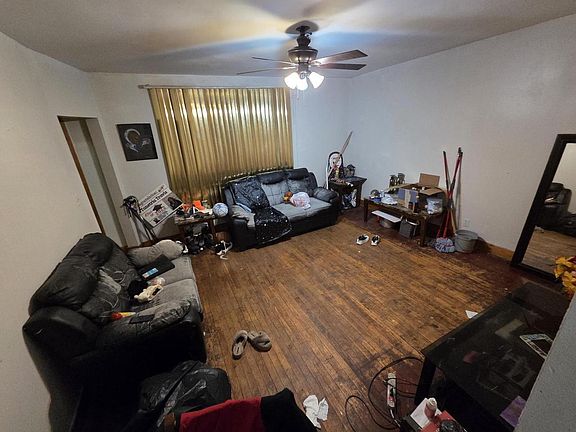 3rd image of 4050 N 6TH STREET