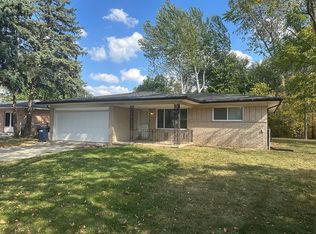 37852 Lola Dr, Sterling Heights, MI 48312