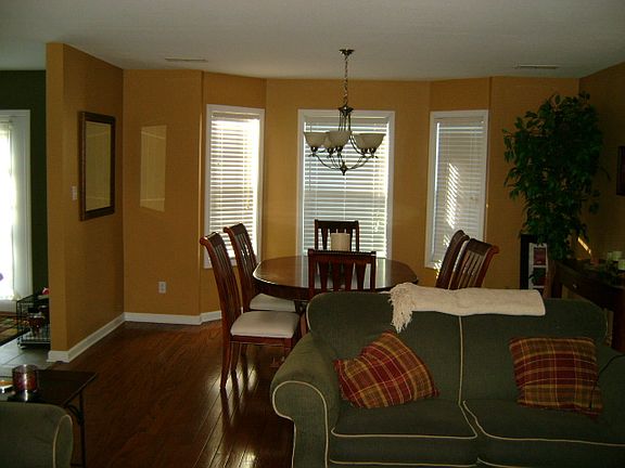 4th image of 7326 Broken Creek Ln
