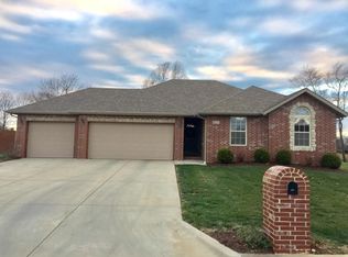 411 N Bonda Way, Nixa, MO 65714