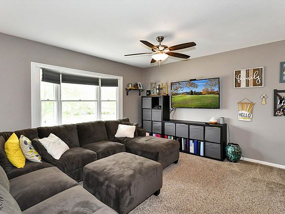 3rd image of 20255 S Greenfield Ln