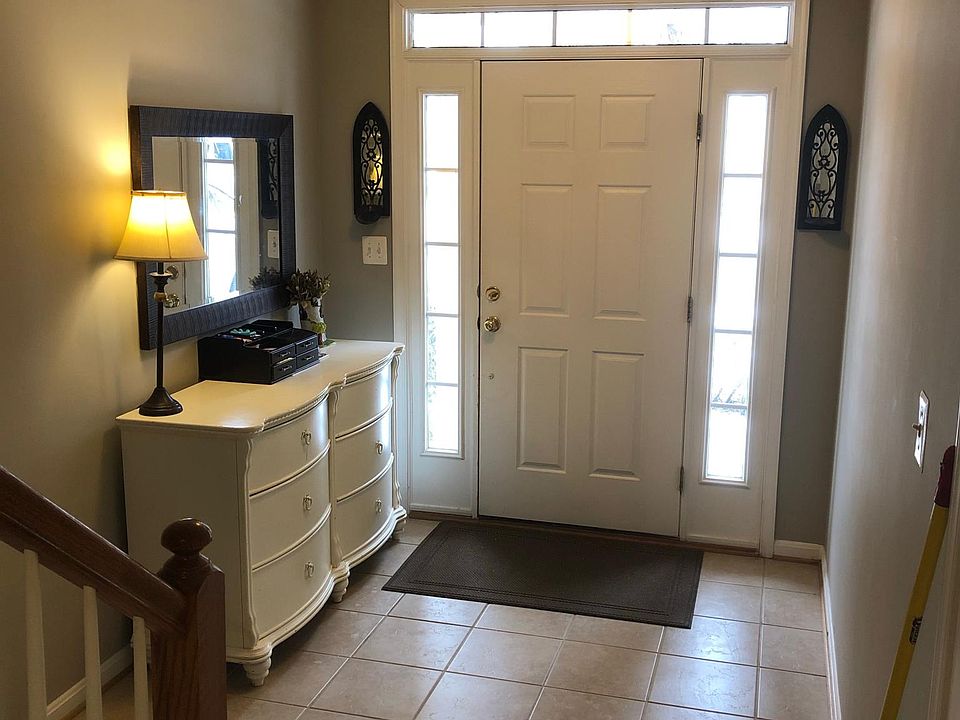 1st image of 9179 Cascade Falls Dr