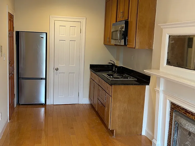 27 W 90th St #4-R — Photo 2