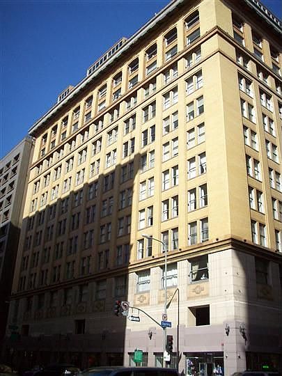 1st image of 215 W 7th St APT 1103