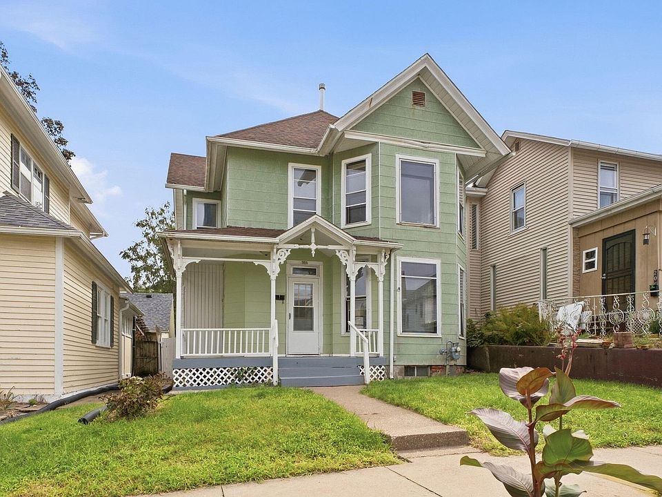 1st image of 204 W 6th St