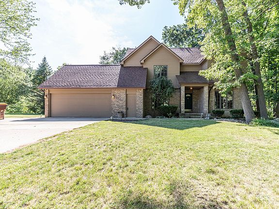 2nd image of 13384 Blackwood Dr