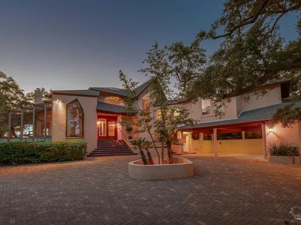 92 Highpoint Dr, Gulf Breeze, FL 32561