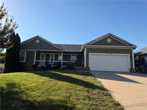 1107 Elm Cir, Pleasant Hill, MO 64080