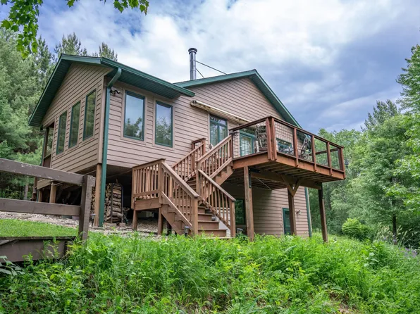 N4755 Whitetail Ln, Elroy, WI 53929