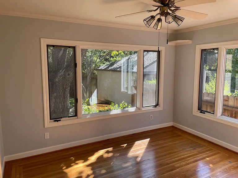 4812 T St — Photo 14