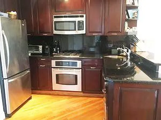 Rented by Brooklyn Real Inc | media 19