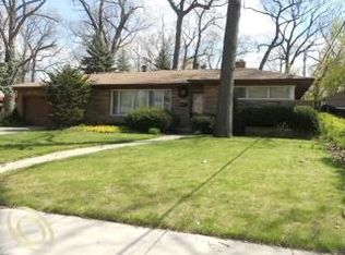 23830 Manistee Ave, Oak Park, MI 48237