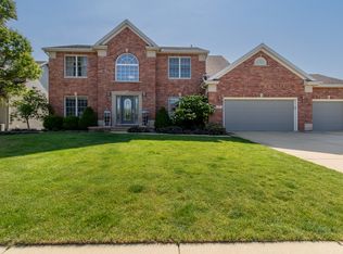 3 Chloe Ct, Bloomington, IL