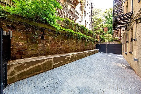 Rented by Owner | media 3