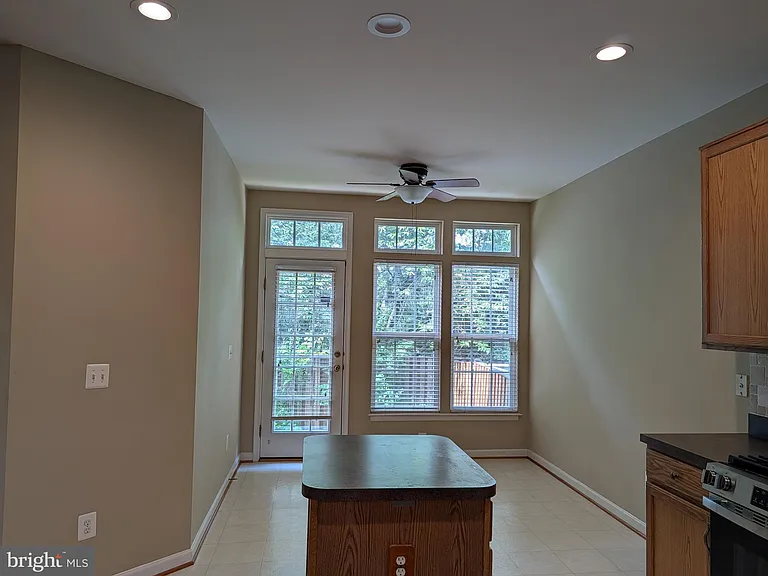 44476 Livonia Ter — Photo 7