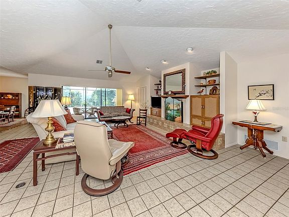 3rd image of 1250 WATERSIDE LANE
