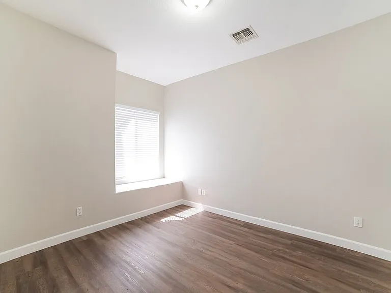 947 S Tucana Ln — Photo 12