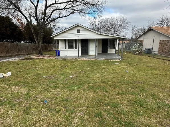8124 Kender Ln, White Settlement, TX 76108