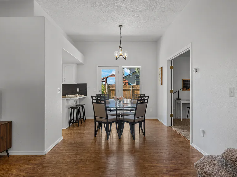 1528 E Falconrim Ct — Photo 18