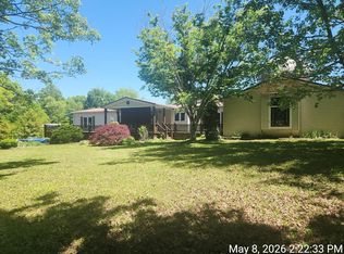 7523 Dc Caney Ridge Rd, Coeburn, VA 24230