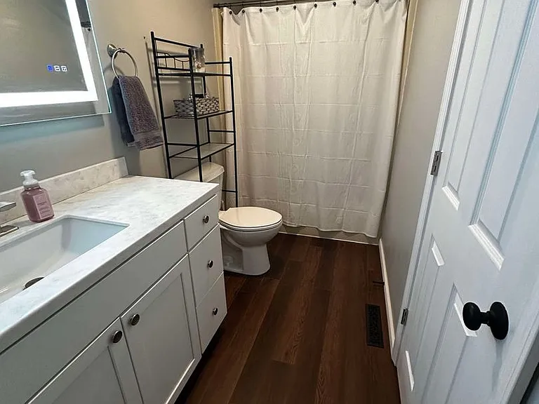 22615 Richmond Ln — Photo 16