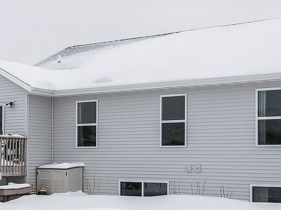 3rd image of 160 Bent Creek Dr