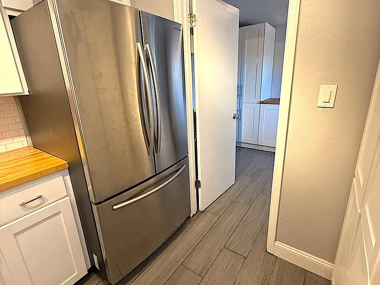6028 Downey St NE — Photo 10