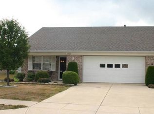 7949 Bentley Commons Dr, Indianapolis, IN 46259