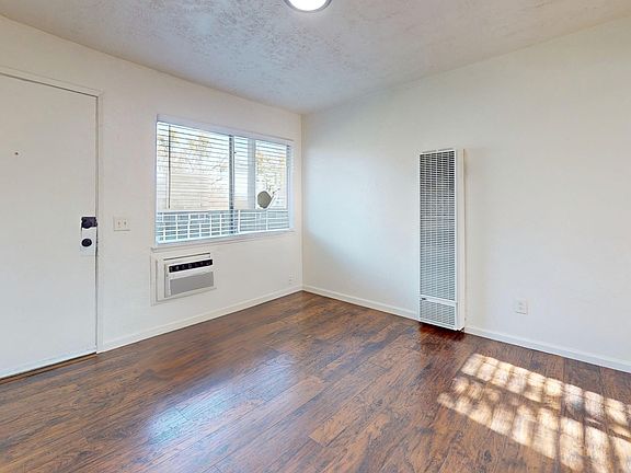 3rd image of 5968 Park Ave APT 2
