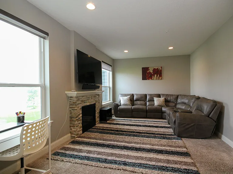 18170 Glassfern Ln — Photo 9