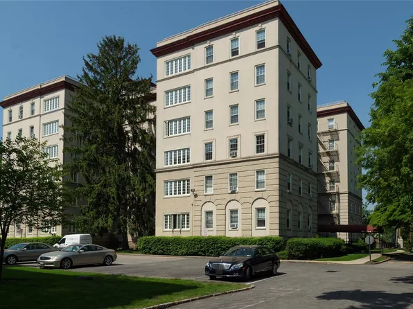 2 Park Lane #2D, Mount Vernon, NY 10552