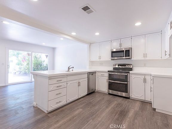2nd image of 8406 Sunbeam Cir