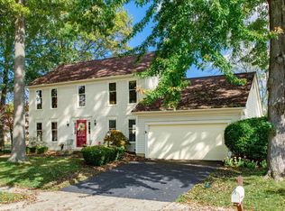 8016 Oakwind Ct, Columbus, OH 43081