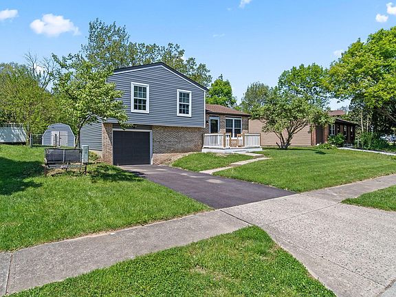 5th image of 375 Darby Ct