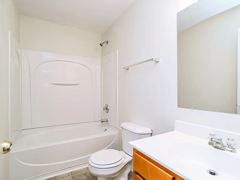 2222 Buckleigh Dr — Photo 15