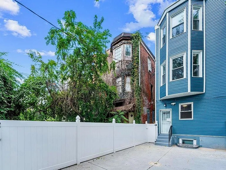 1828 W Venango St #1 — Photo 15