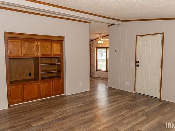 3rd image of 25621 N Park Ave