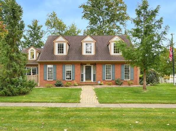 166 Pepperdine Dr, Elyria, OH 44035