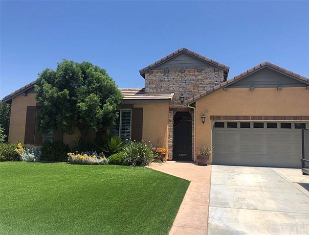 1st image of 35328 White Clover Ct