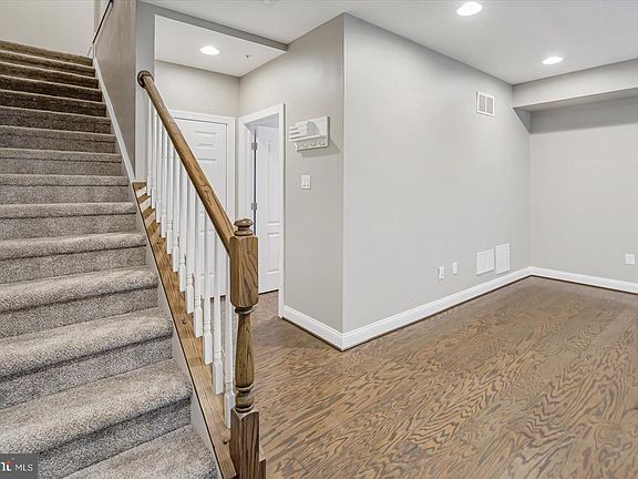 4th image of 805 Francis Harris Pl